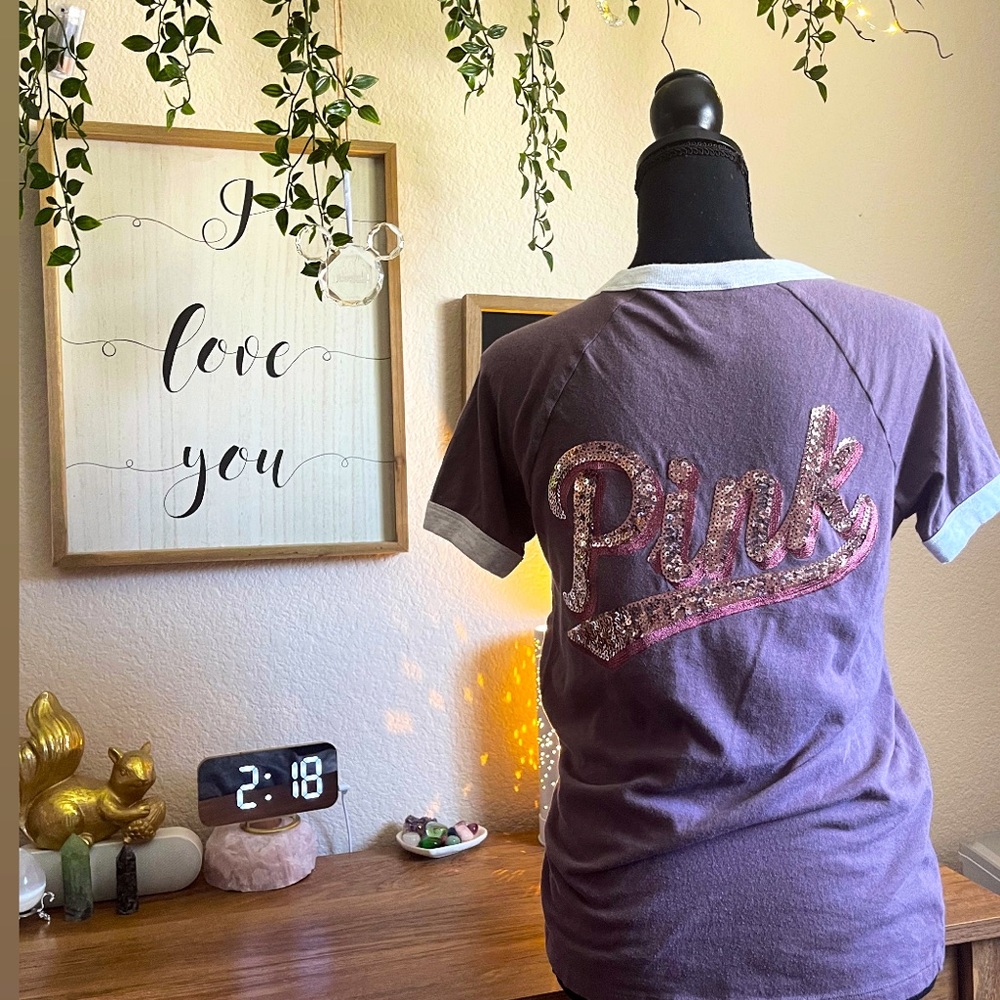 Pink sequins tee